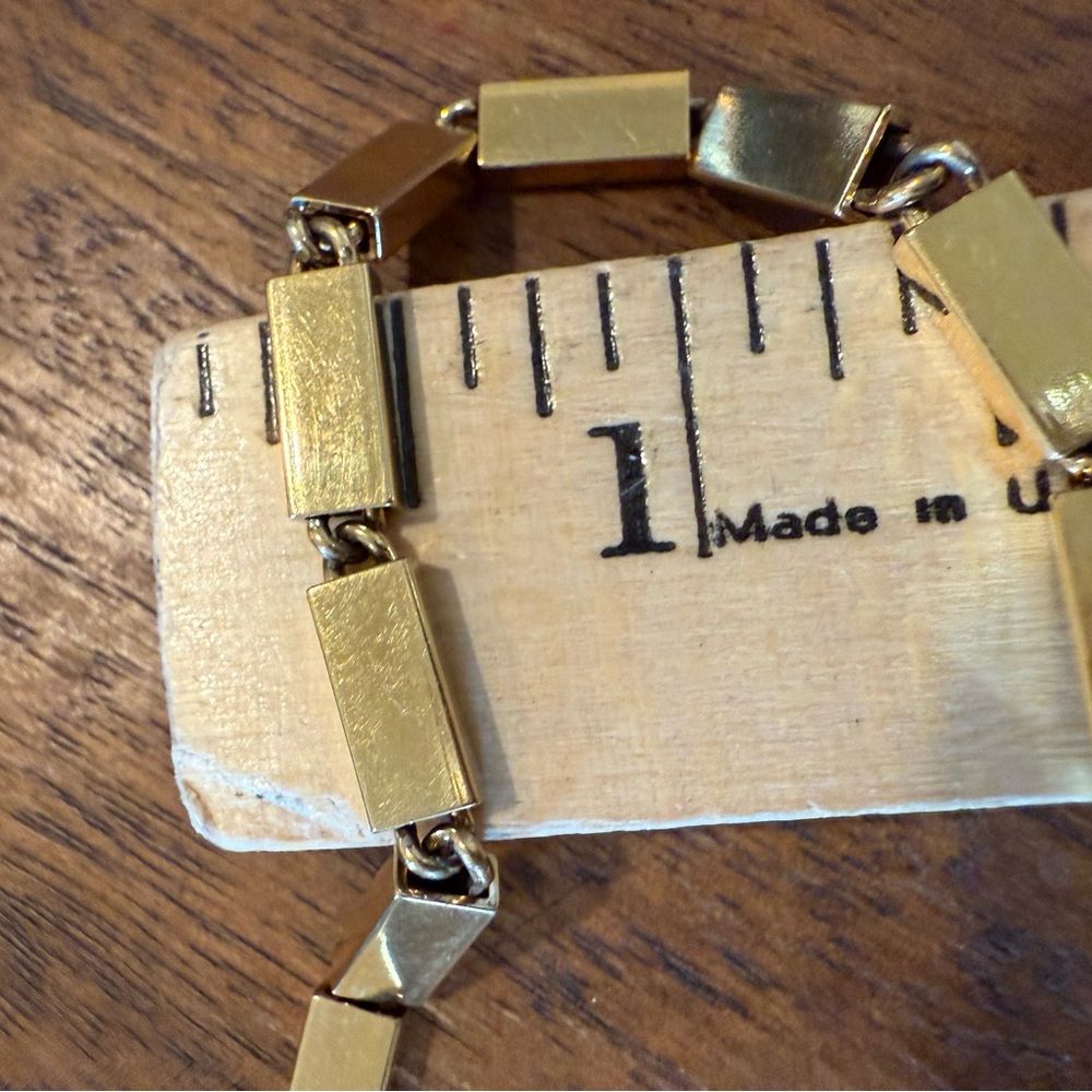 Vintage Monet PAT.PEND Gold box‎ link chain geometric Necklace 30” - Picture 15 of 15
